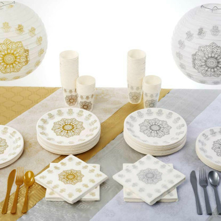 Assiettes orientales les 10 pieces